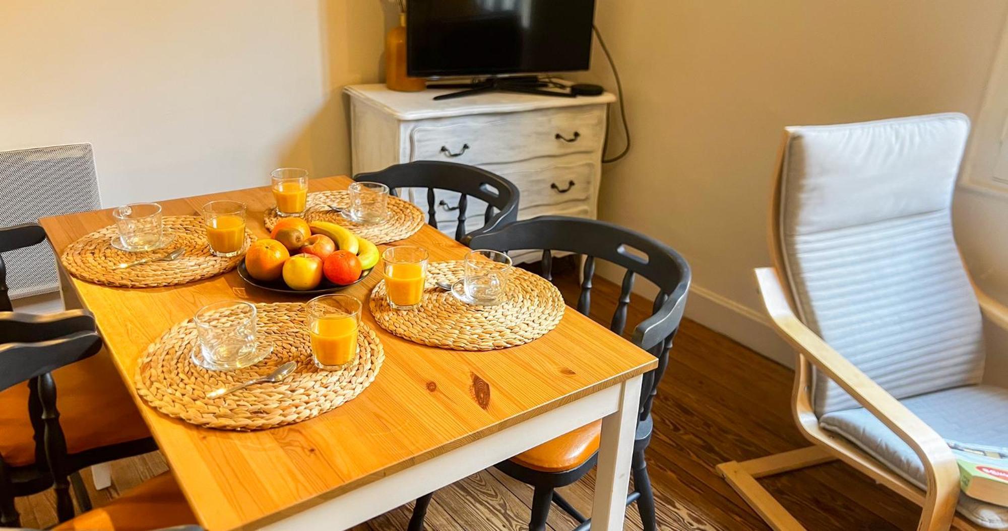 Apartment Ac - Private Exterior - Au Pied Du Palais Des Papes! Avignon