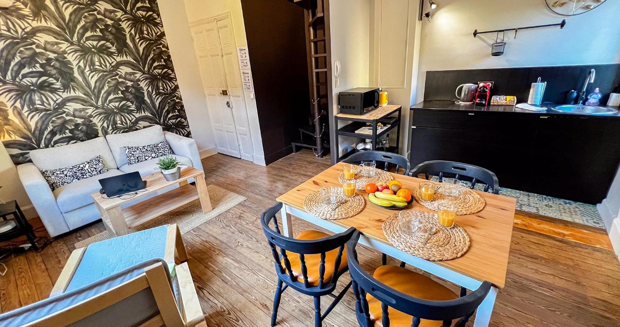 Apartment Ac - Private Exterior - Au Pied Du Palais Des Papes!