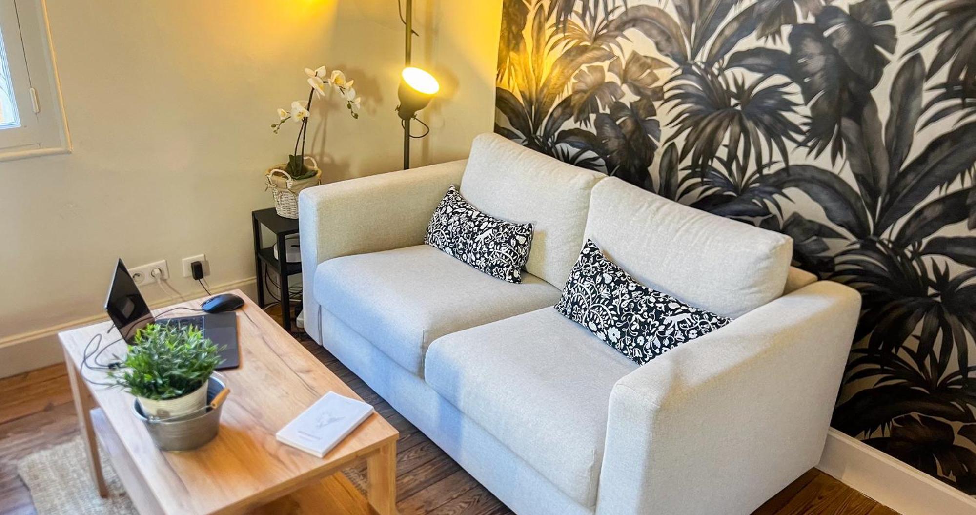 Appartement Ac - Private Exterior - Au Pied Du Palais Des Papes! Avignon
